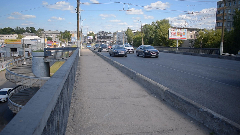 В Твери со 2 апреля будет ограничено движение транспорта на Волоколамском путепроводе